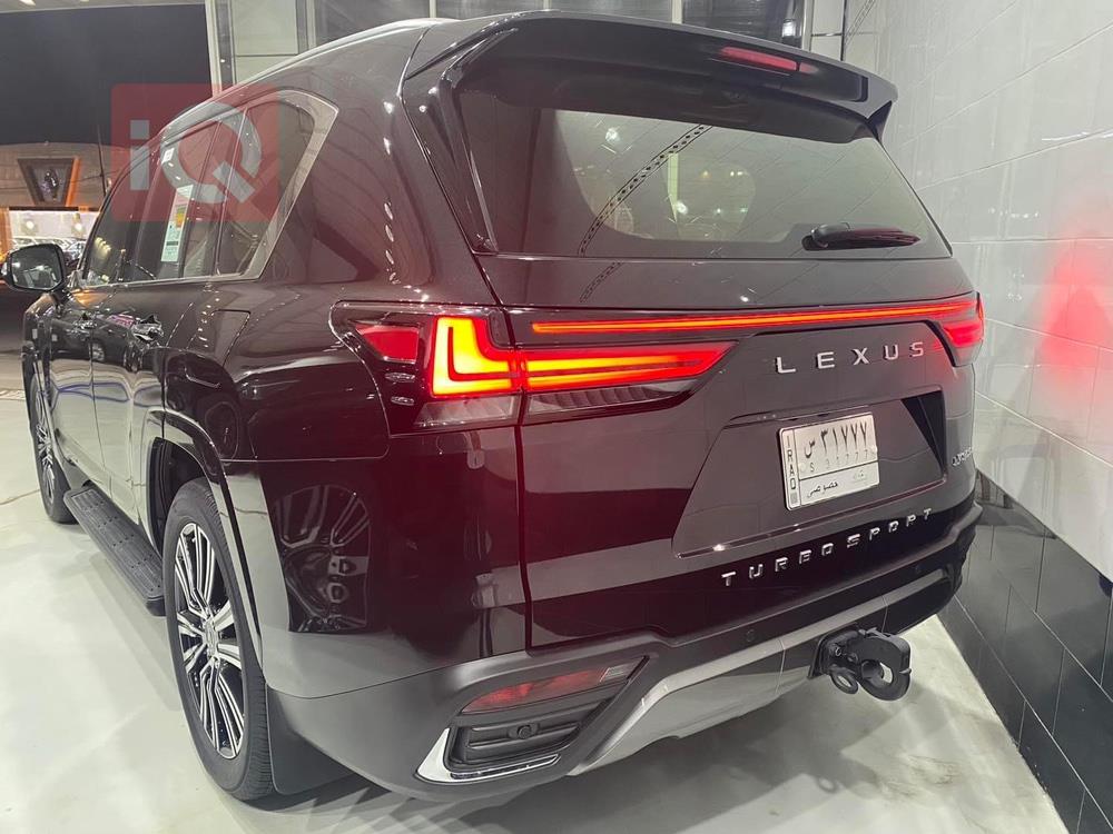 Lexus LX